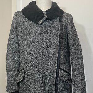 Vince Women’s Size Small Black & White Tweed Bouclé Coat with Leather Trim